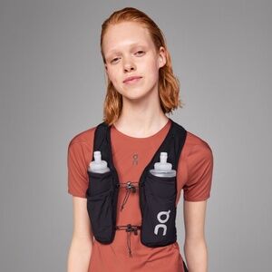 On Running Ultra Vest 5L – Black – Size S – New